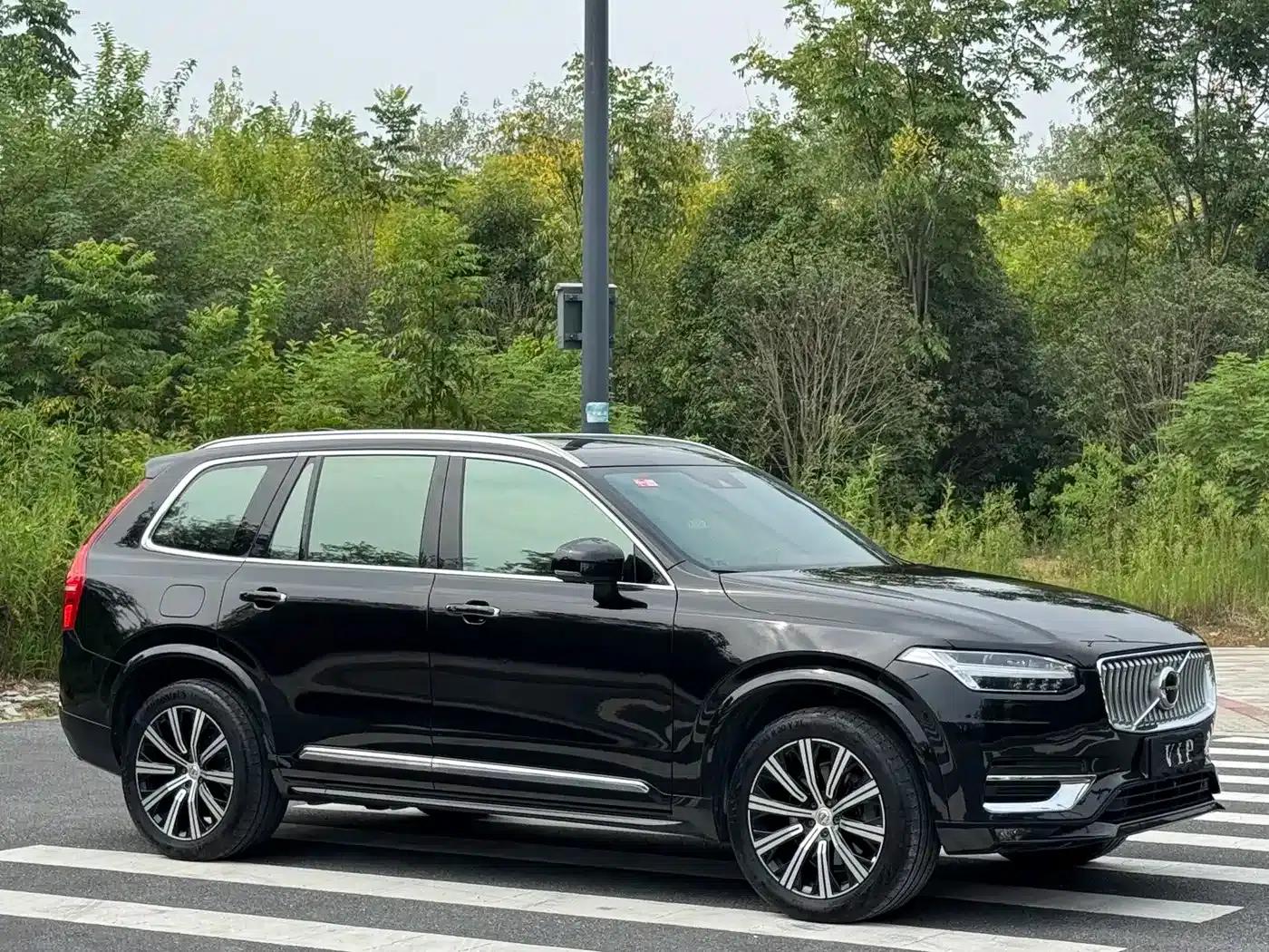 2021 Volvo XC90 B5 Smart Luxury Edition 7-seater — миниатюра 3