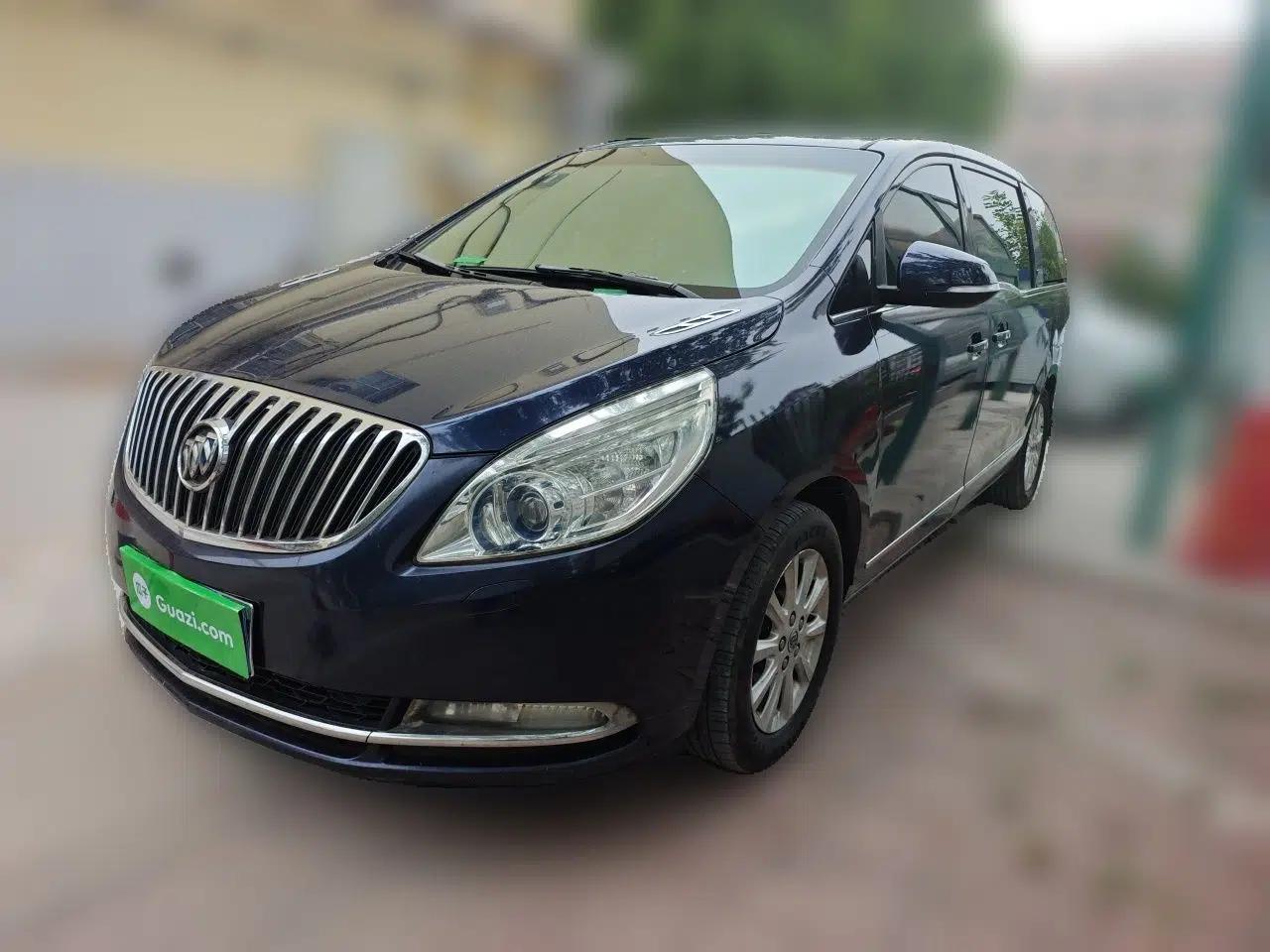 Buick GL8 2011 3.0L XT Luxury Business Flagship Edition — миниатюра 1