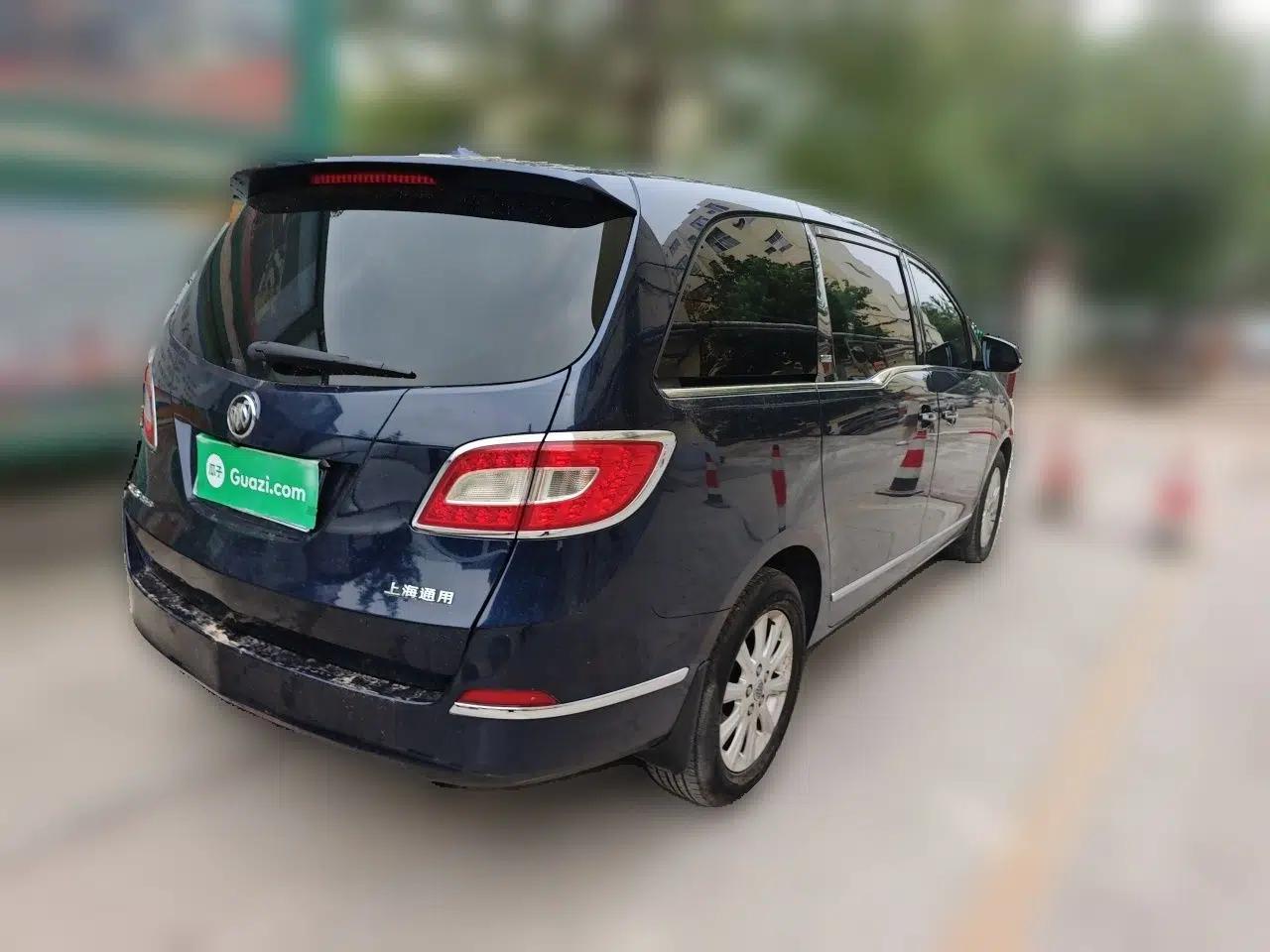 Buick GL8 2011 3.0L XT Luxury Business Flagship Edition — миниатюра 6