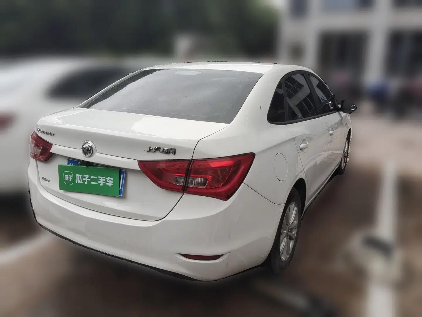Buick GT 2016 15N Automatic Entry-Level Trim — миниатюра 6