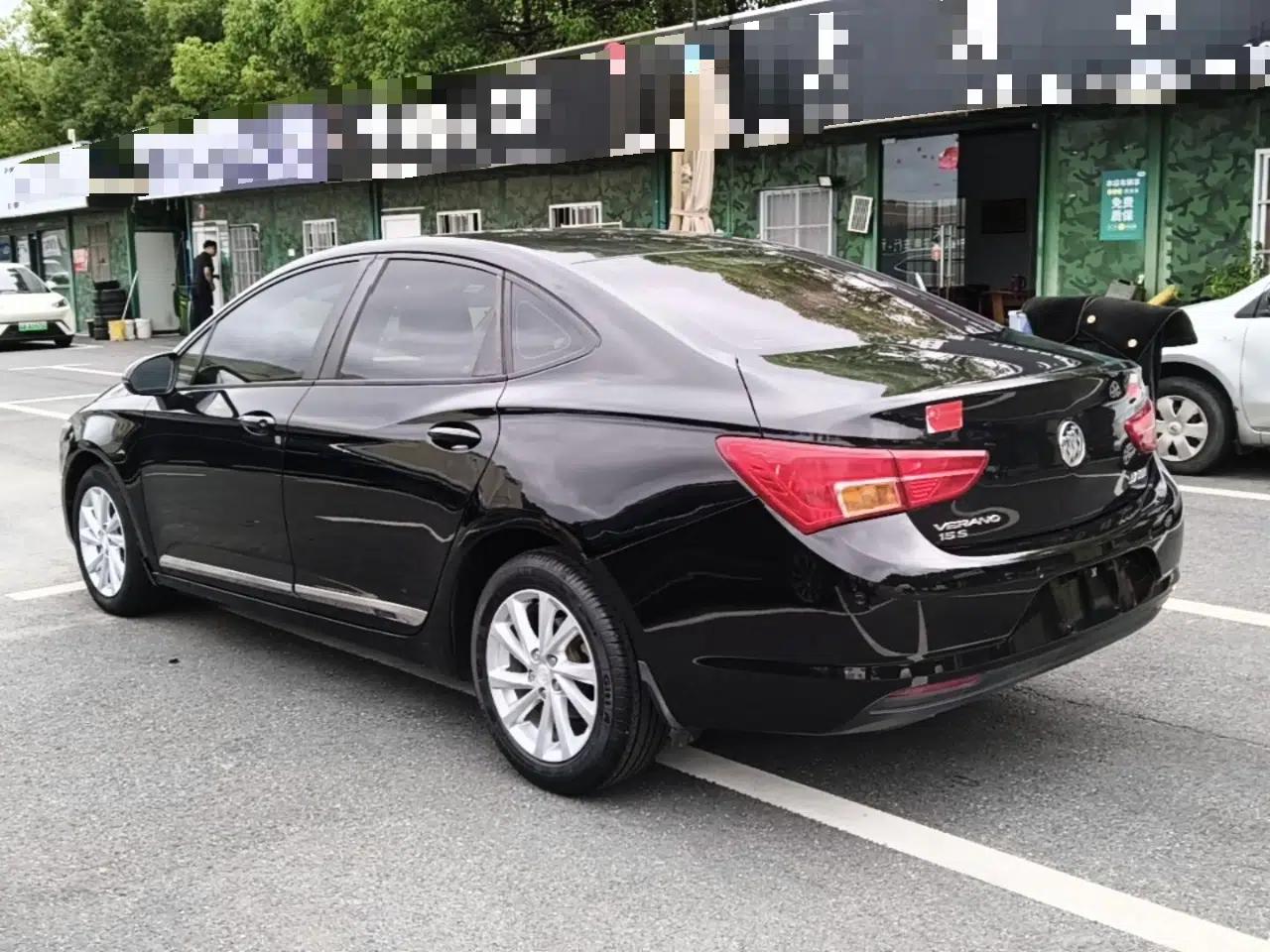 Buick Verano 2017 Sedan 15S Automatic Entry Model — миниатюра 4