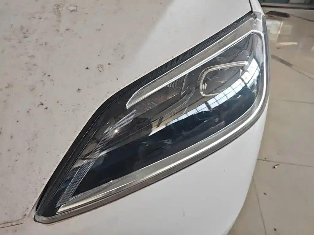 Wuling Hongguang New Energy 2025 Range-Extended Hybrid 50km Comfort Model — миниатюра 24