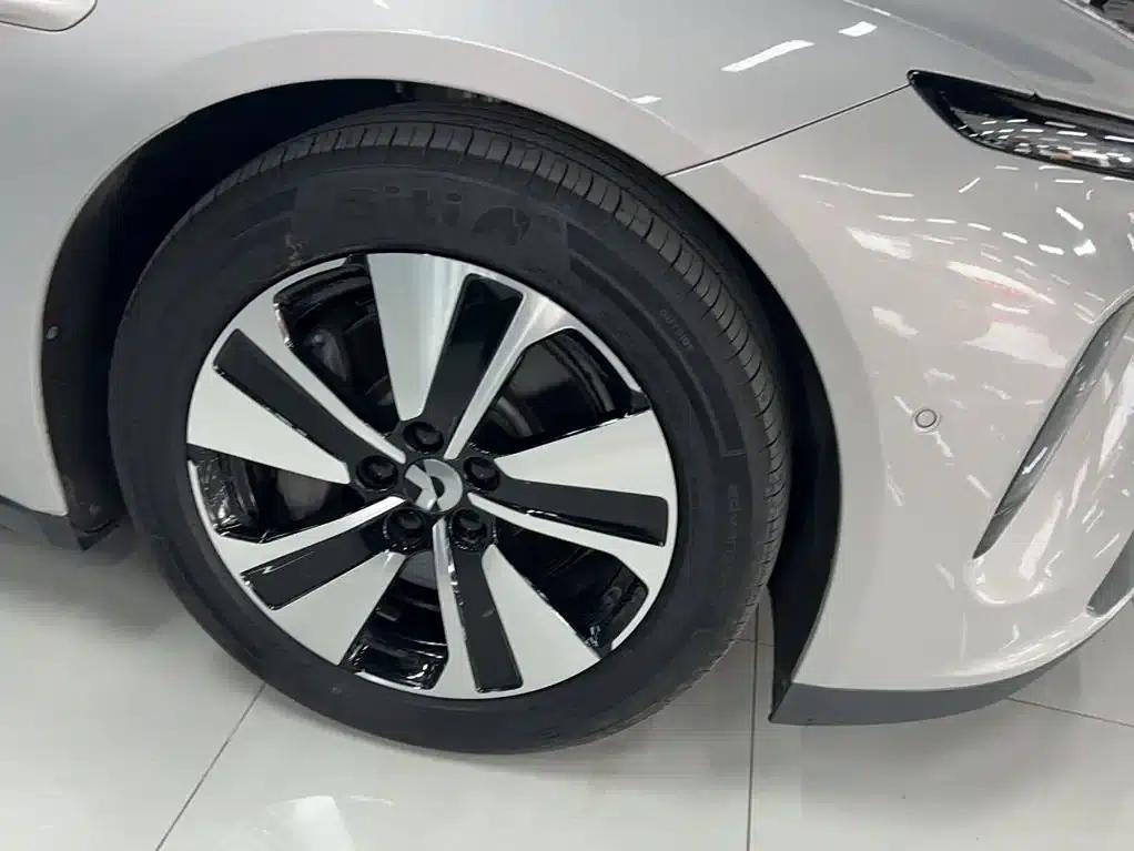 NIO ET7 2022 model 75kWh — миниатюра 10