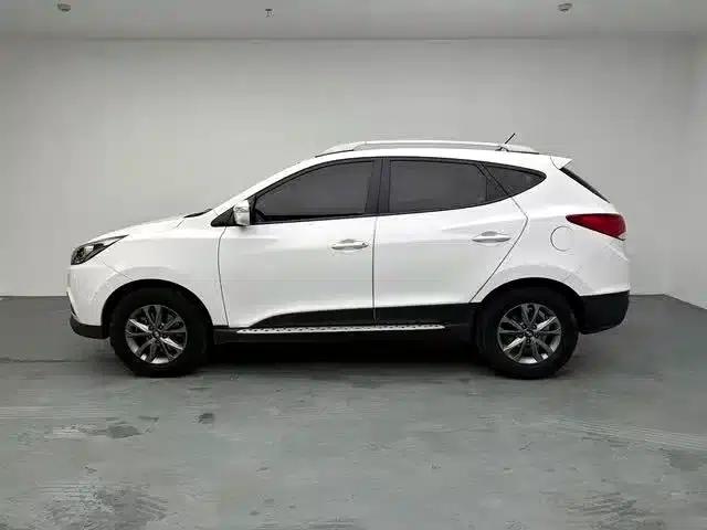 Beijing Hyundai ix35 2015 2.0L Automatic 2WD Comfort Model (National IV Emission Standard) — миниатюра 6