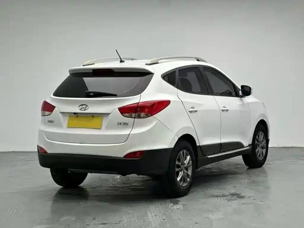Beijing Hyundai ix35 2015 2.0L Automatic 2WD Comfort Model (National IV Emission Standard) — миниатюра 9