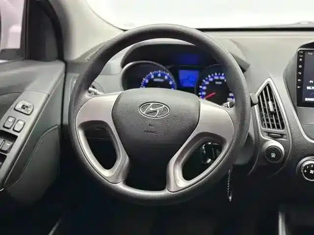 Beijing Hyundai ix35 2015 2.0L Automatic 2WD Comfort Model (National IV Emission Standard) — миниатюра 10