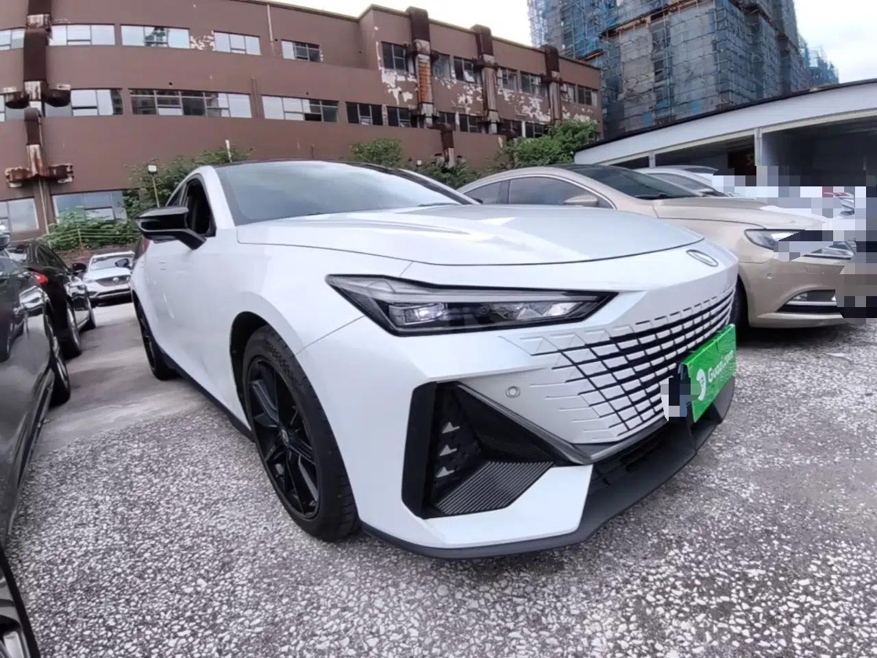 CHANGAN UNI-V 2023 1.5T Prestige Model — миниатюра 3