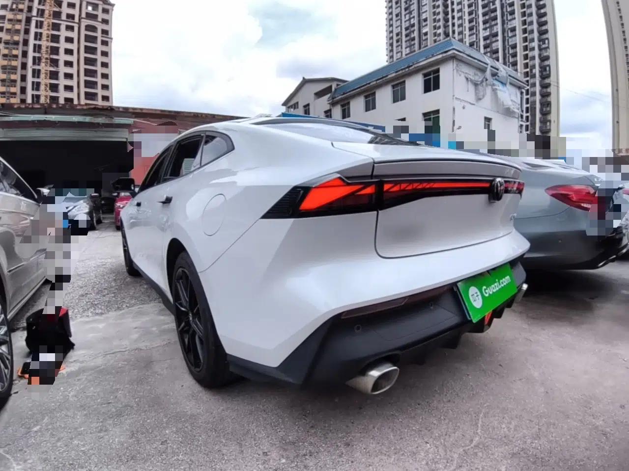 CHANGAN UNI-V 2023 1.5T Prestige Model — миниатюра 4
