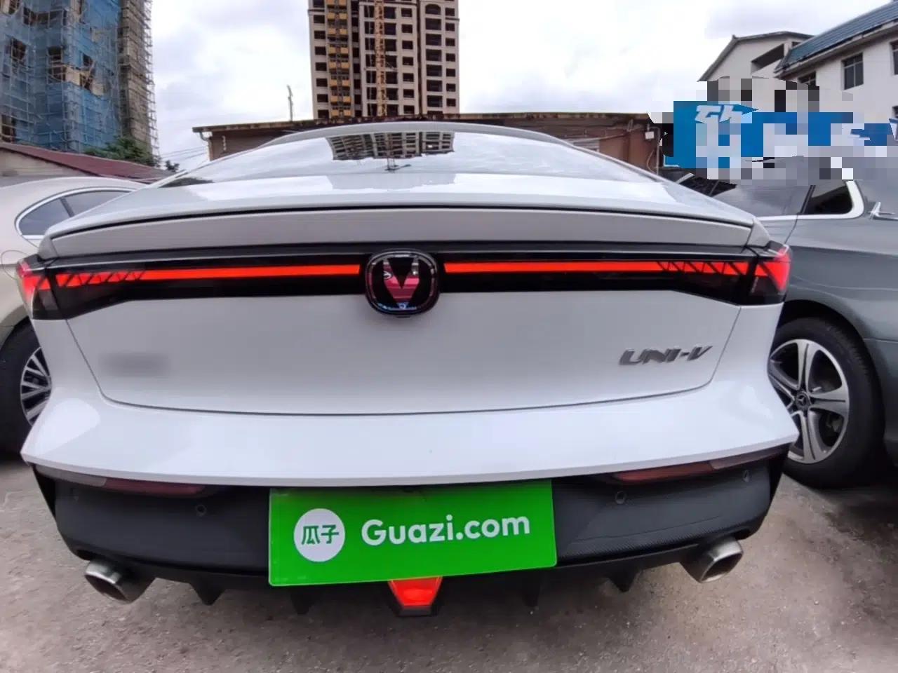 CHANGAN UNI-V 2023 1.5T Prestige Model — миниатюра 5