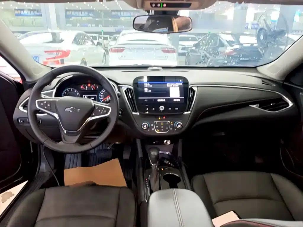 2022 Chevrolet Malibu XL Redline 550T Automatic Sport Edition — миниатюра 6