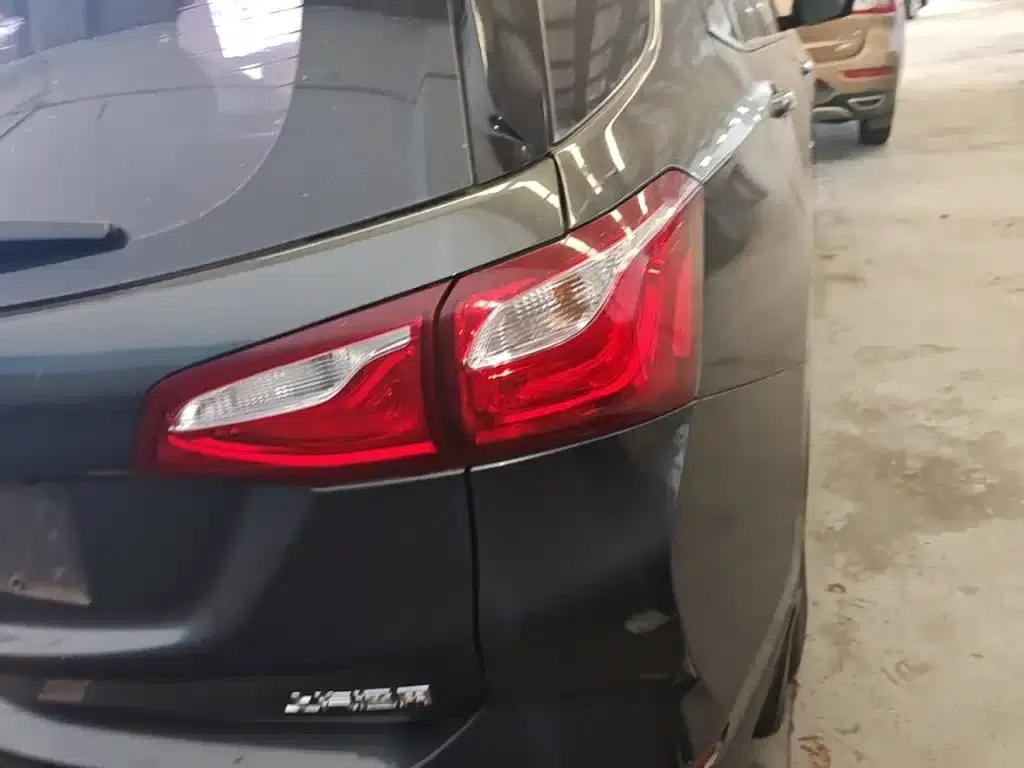 Chevrolet Equinox 2019 535T Automatic Premium Edition (National V Emission Standard) — миниатюра 8