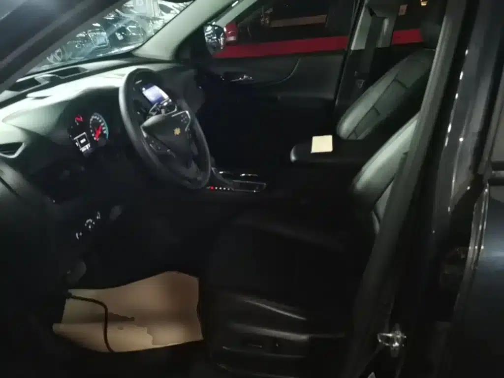 2021 Chevrolet Equinox 535T Cross Edition — миниатюра 15