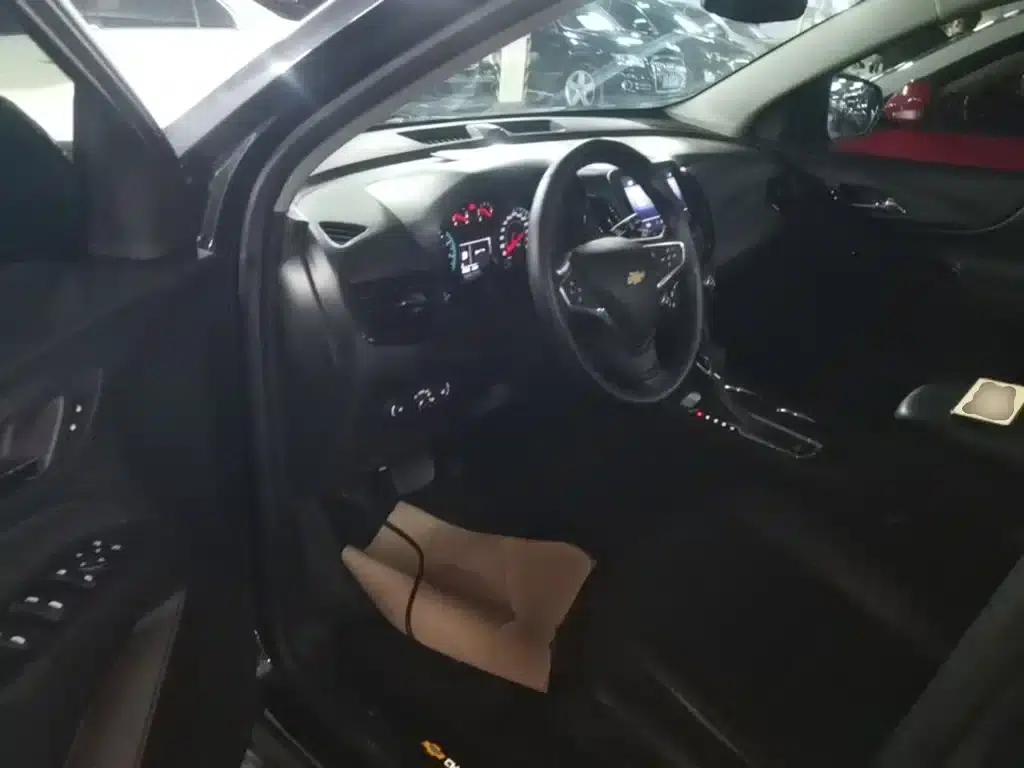 2021 Chevrolet Equinox 535T Cross Edition — миниатюра 16