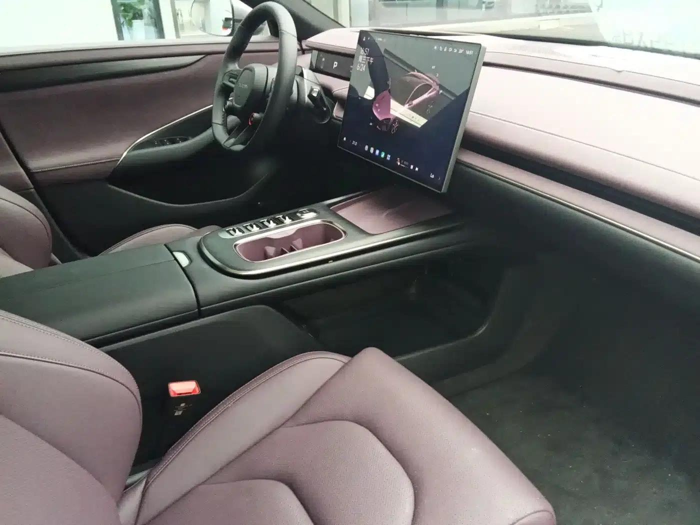 Xiaomi SU7 2024 All-Wheel Drive Long Range High-End Intelligent Driving Max Edition — миниатюра 13