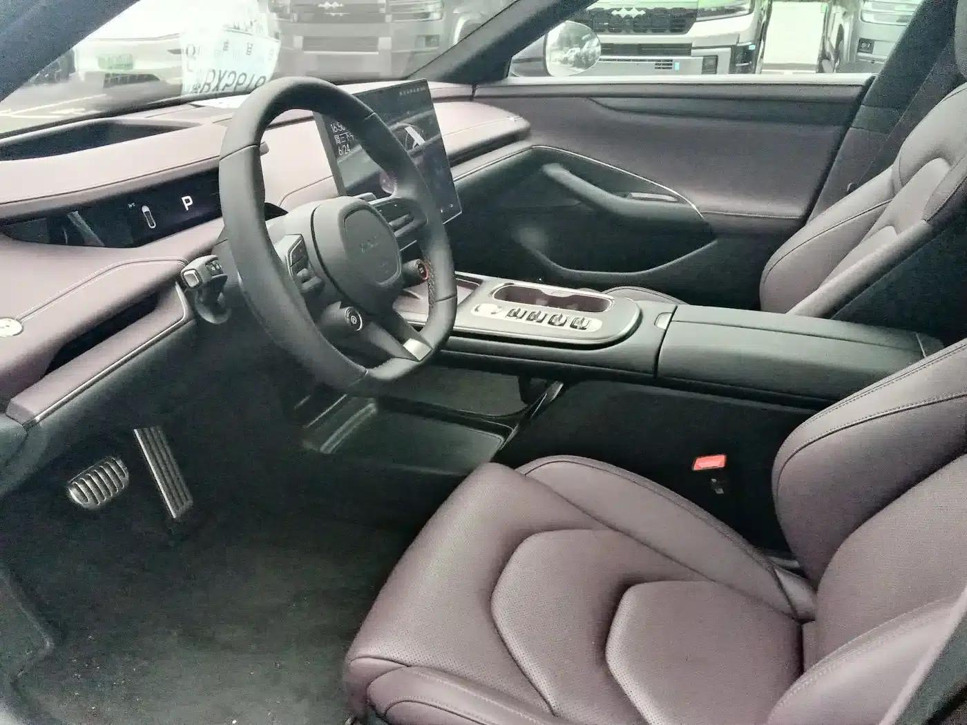 Xiaomi SU7 2024 All-Wheel Drive Long Range High-End Intelligent Driving Max Edition — миниатюра 4