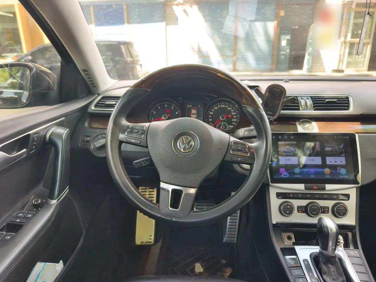 Volkswagen Magotan 2016 1.8TSI Luxury Comfort Model — миниатюра 10