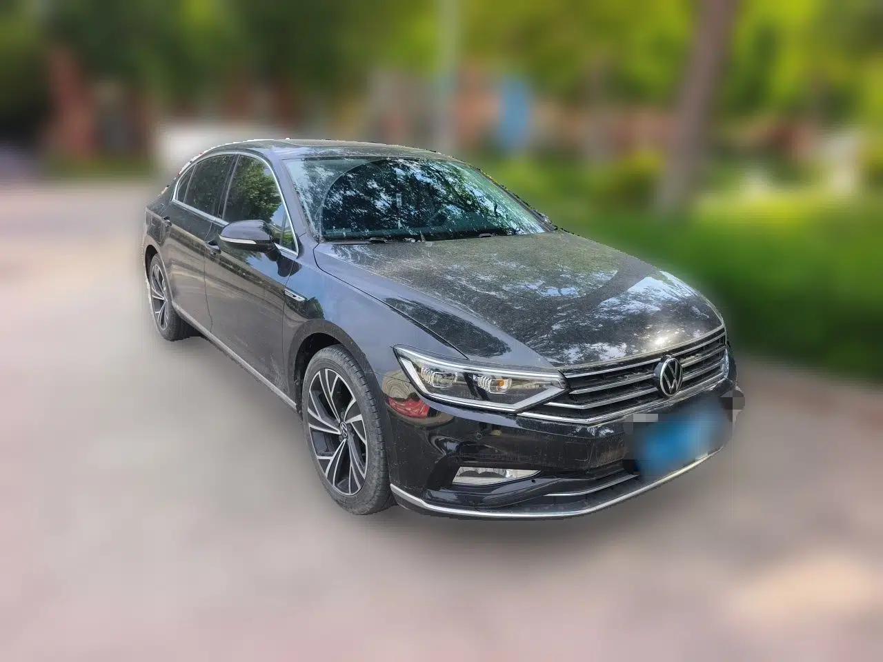 Volkswagen Magotan 2020 330TSI DSG Luxury Edition — миниатюра 3