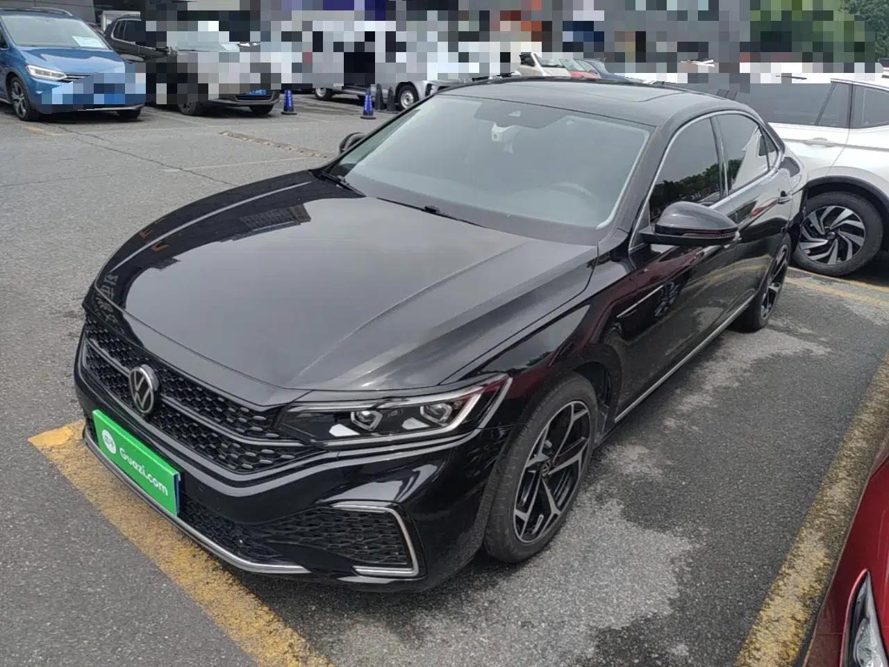 Volkswagen Passat 2023 330TSI Starry Luxury Edition — миниатюра 1