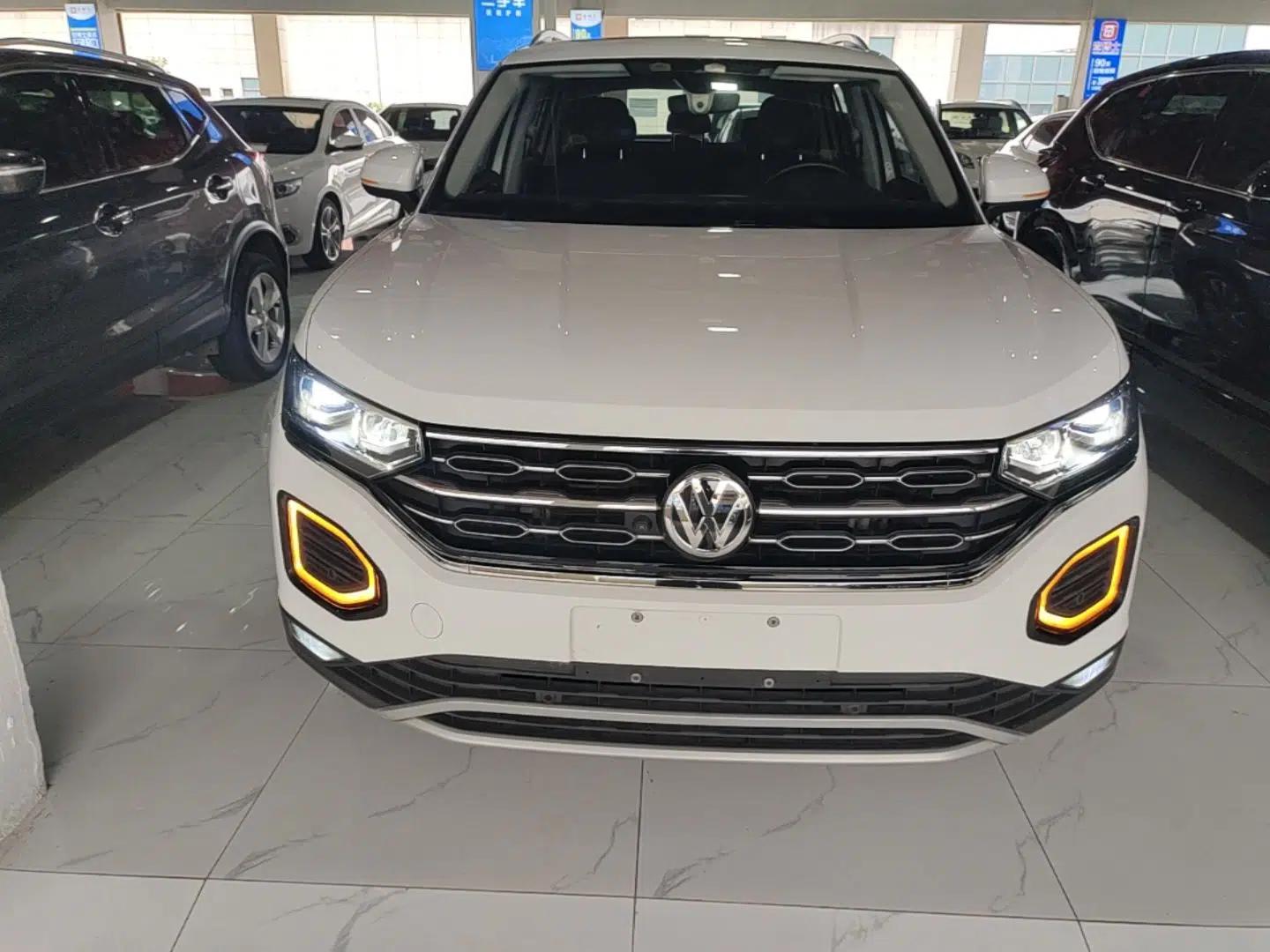 Volkswagen Tayron 2020 330TSI Two-Wheel Drive Luxury Connected Pro Edition — миниатюра 2