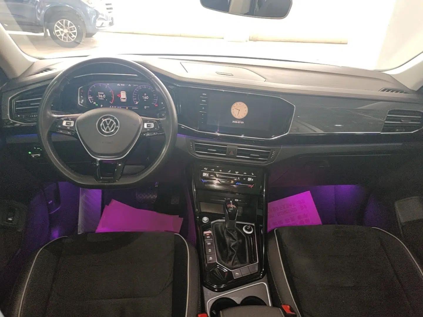 Volkswagen Tayron 2020 330TSI Two-Wheel Drive Luxury Connected Pro Edition — миниатюра 12