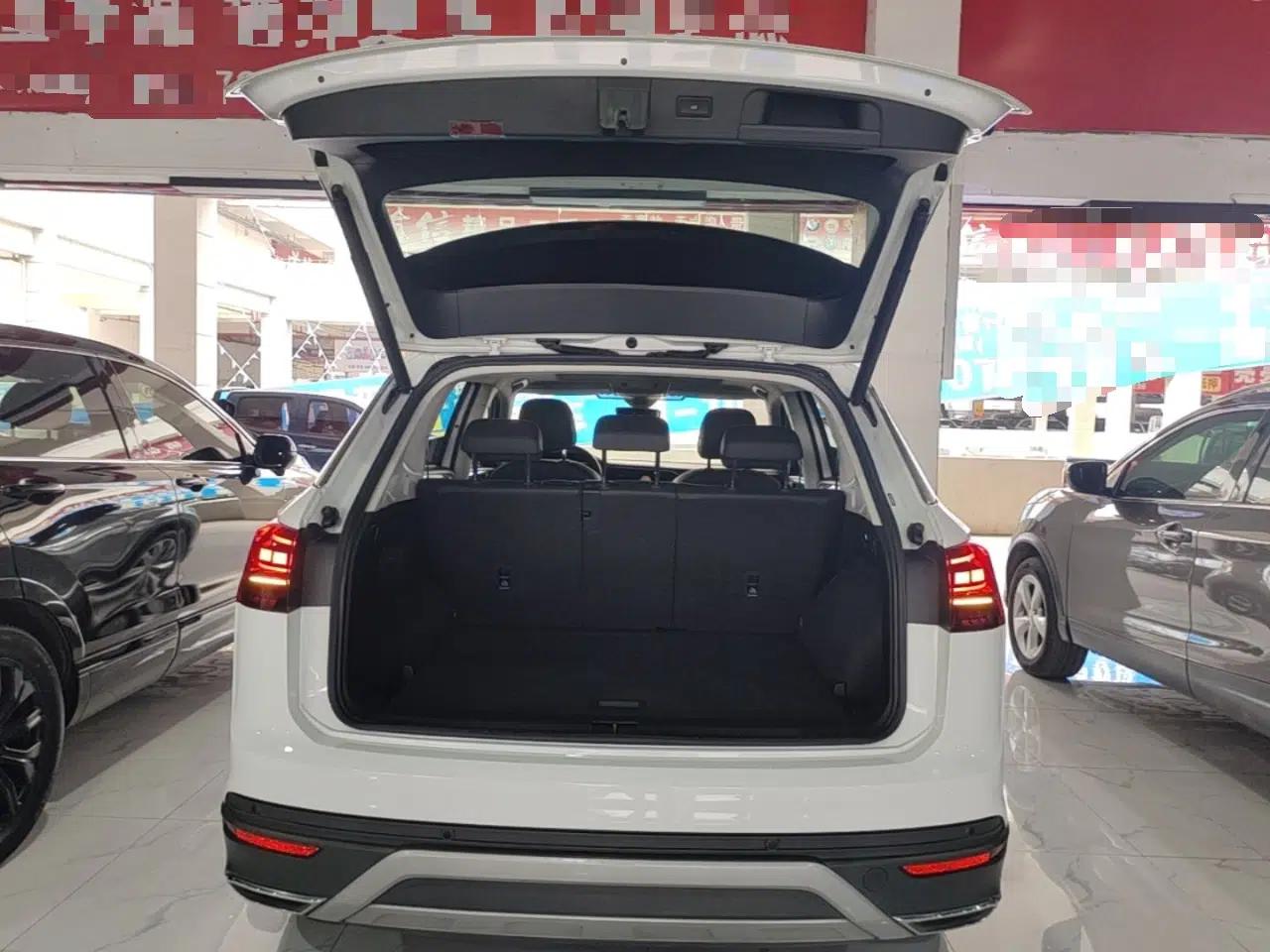 Volkswagen Tayron 2020 330TSI Two-Wheel Drive Luxury Connected Pro Edition — миниатюра 22