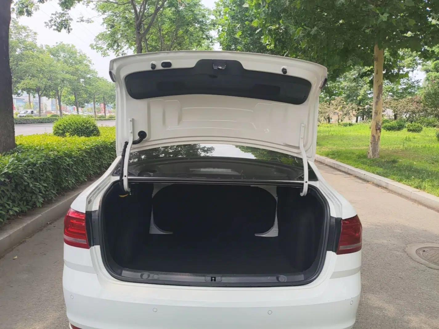 Volkswagen Lavida 2018 Classic 1.5L Automatic Fashion Edition China VI Standard — миниатюра 22