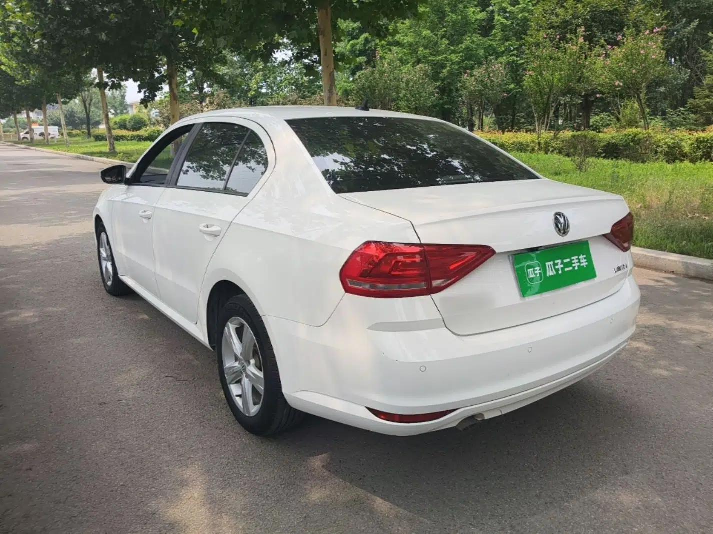 Volkswagen Lavida 2018 Classic 1.5L Automatic Fashion Edition China VI Standard — миниатюра 4