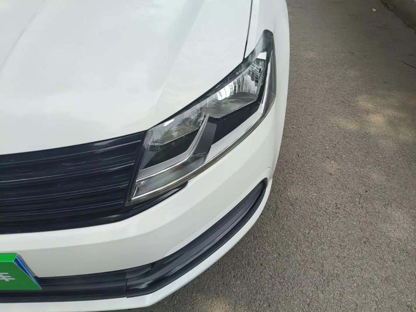 Volkswagen Lavida 2018 Classic 1.5L Automatic Fashion Edition China VI Standard — миниатюра 8