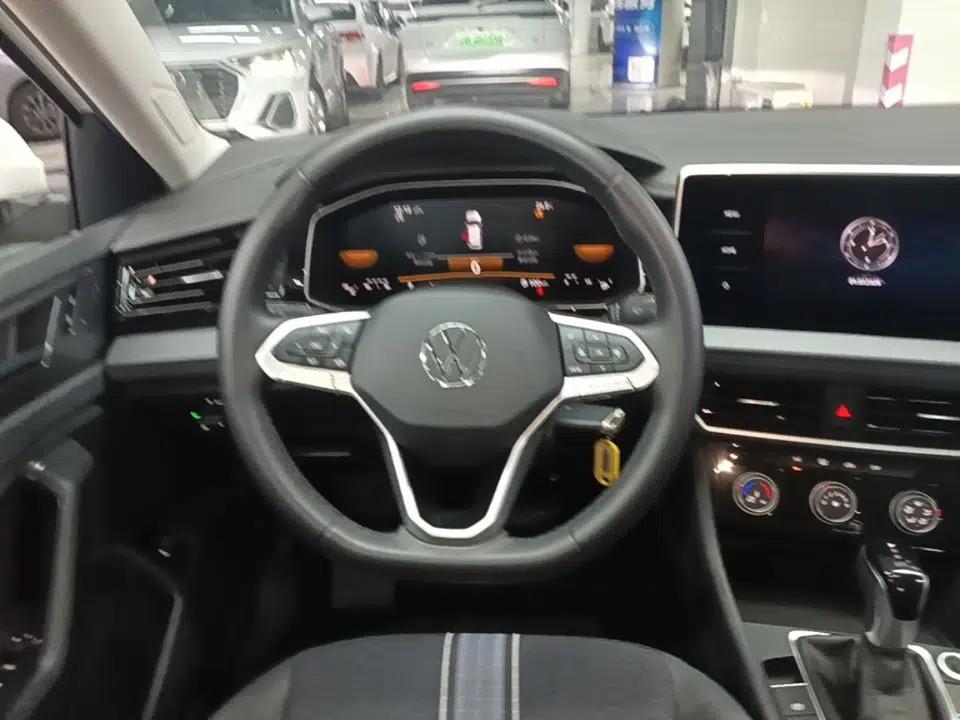 Volkswagen Sagitar 2024 200TSI DSG Flyover Edition — миниатюра 13