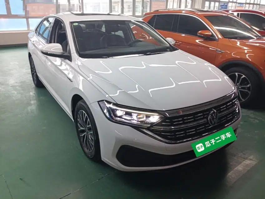 Volkswagen Sagitar 2024 200TSI DSG Flyover Edition — миниатюра 3