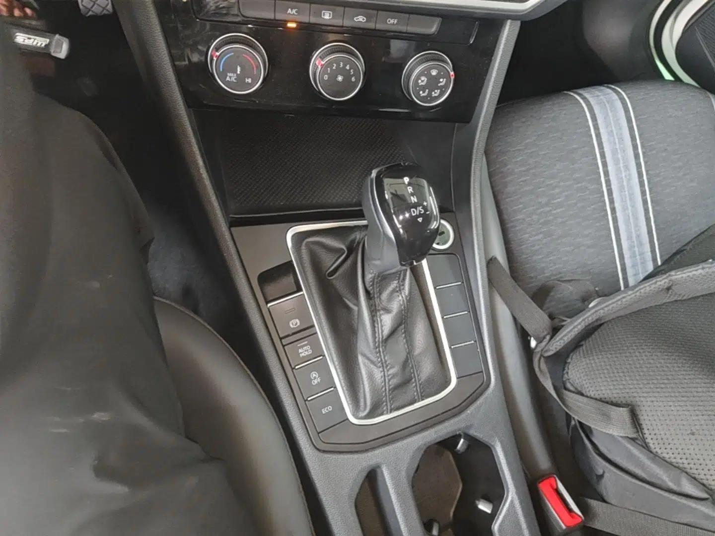 Volkswagen Sagitar 2024 200TSI DSG Flyover Edition — миниатюра 21