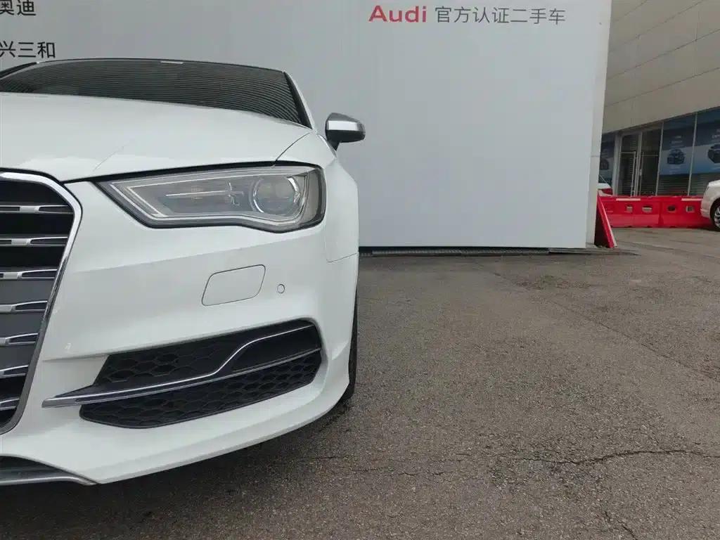Audi S3 2015 Model S3 2.0T Limousine — миниатюра 16