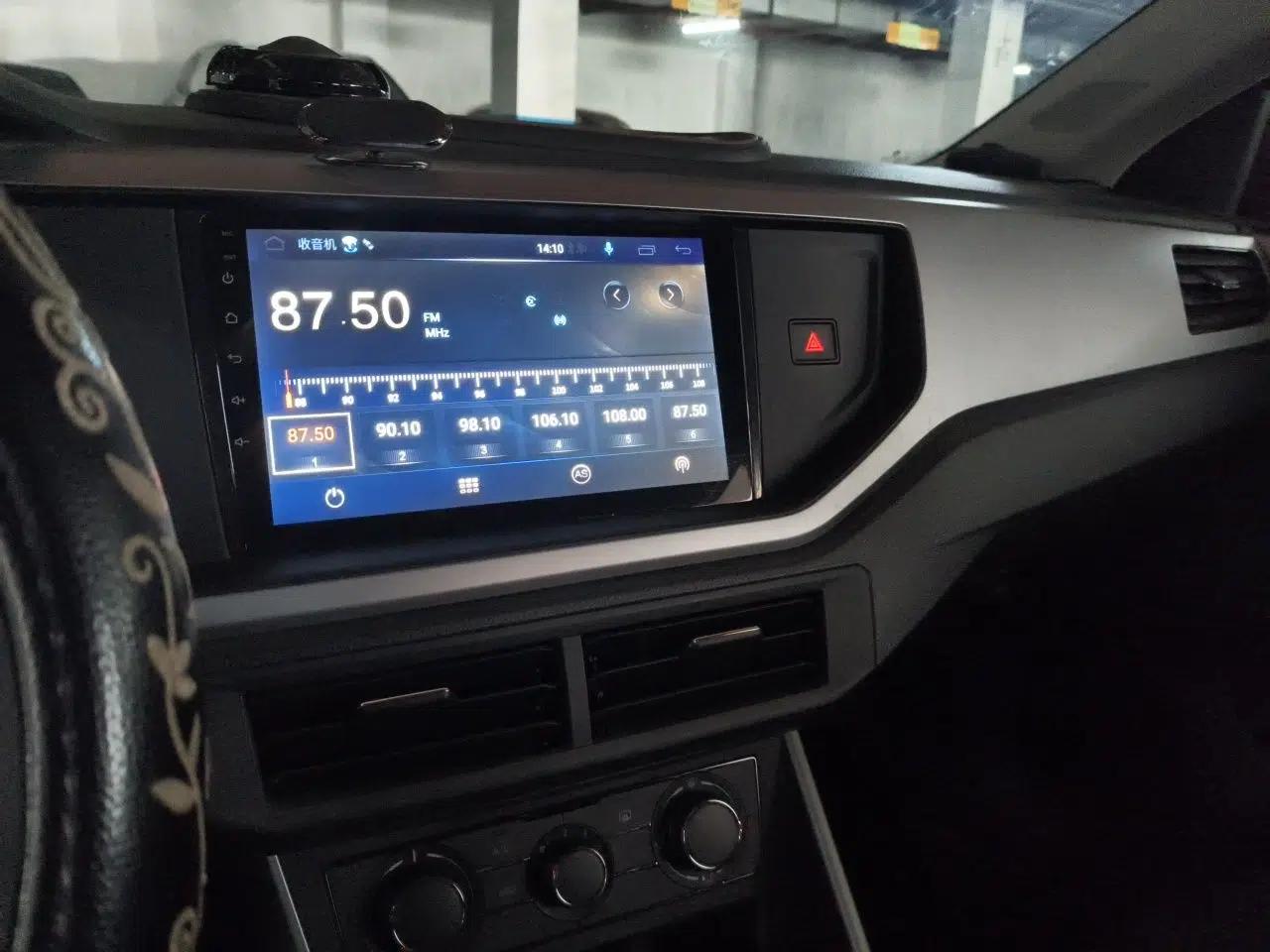 Volkswagen Polo 2019 Plus 1.5L Automatic Panoramic Enjoyment Edition — миниатюра 13