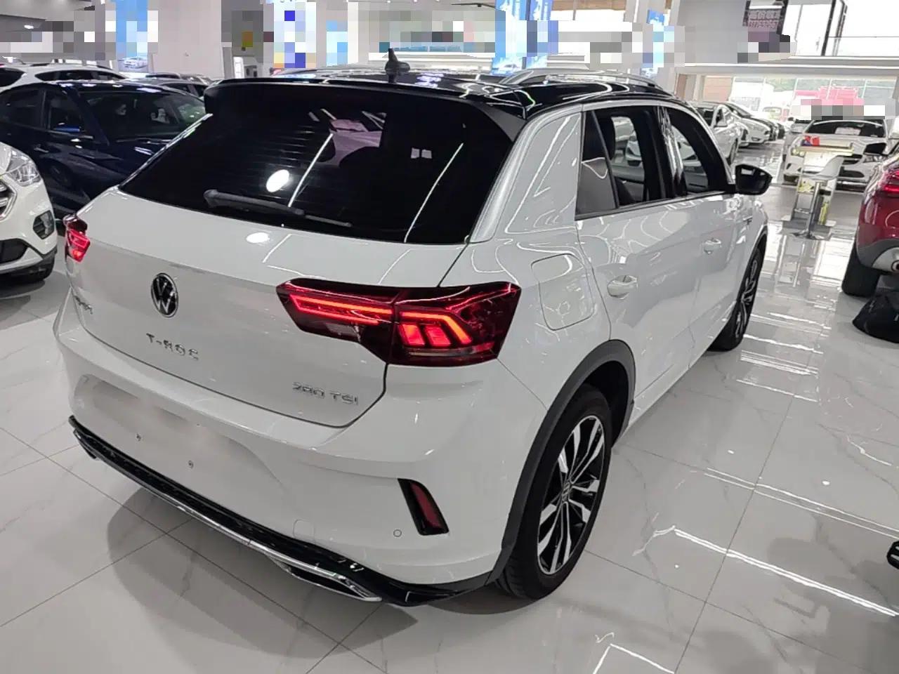 Volkswagen T-ROC 2021 280TSI DSG Two-Wheel Drive R-Line Pro Connected Version — миниатюра 6