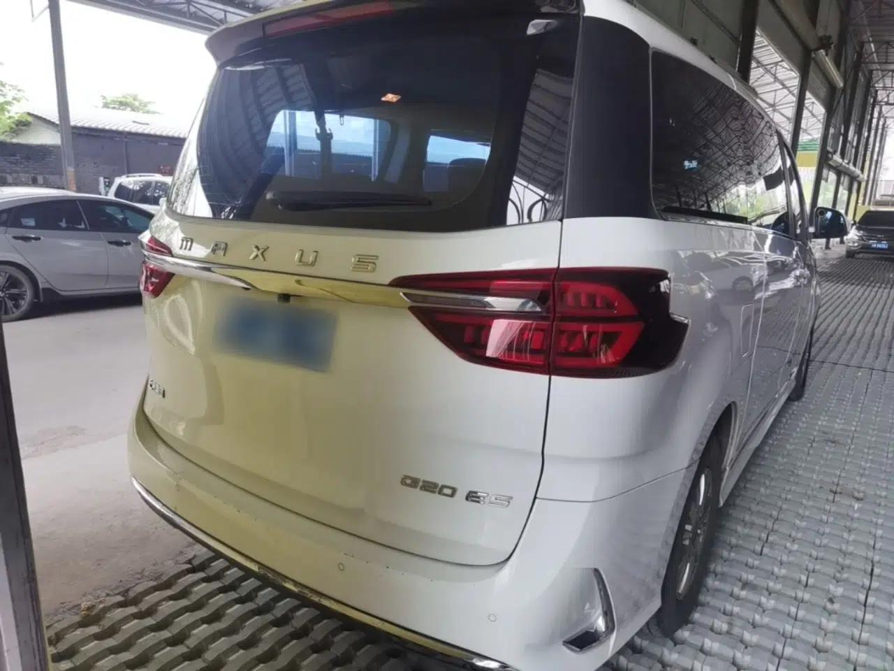 SAIC MAXUS G20 2023 Facelifted ES 2.0T Gasoline Automatic Value Edition — миниатюра 5