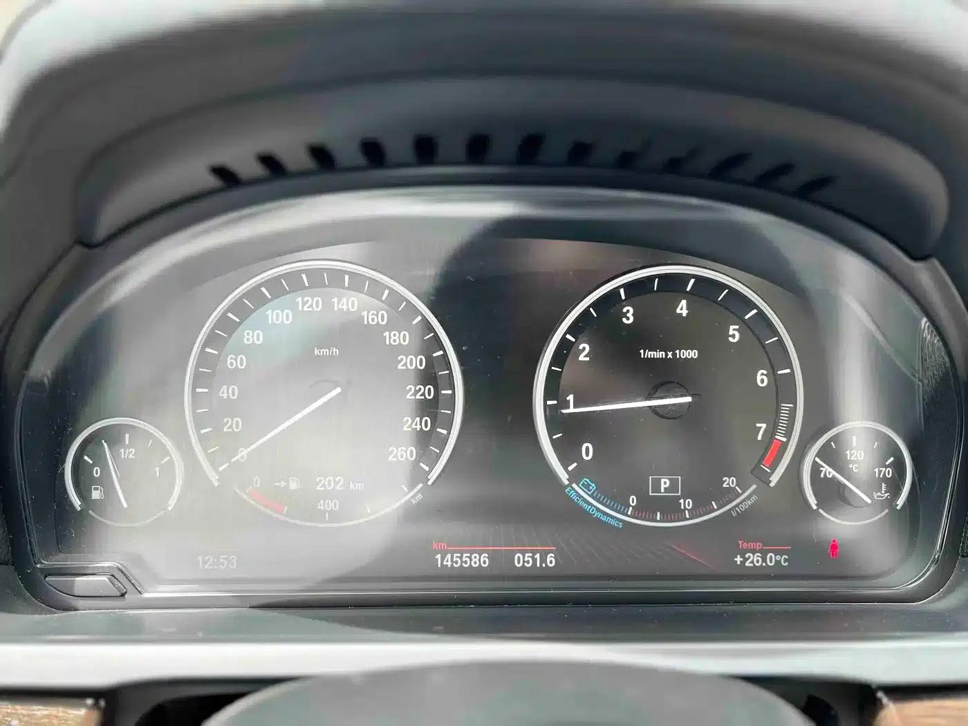 2011 BMW 7 Series 730Li Elegant Edition — миниатюра 7
