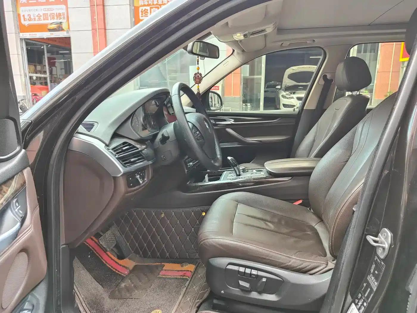 2014 BMW X5 xDrive35i Leading Edition (Imported) — миниатюра 4