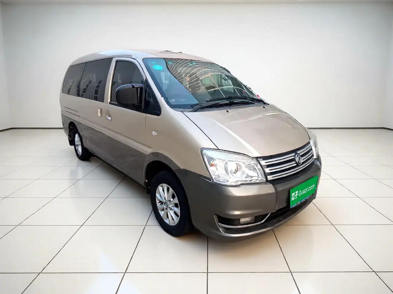 FORTHING Lingzhi 2016 M3L 1.6L 7-Seater Luxury Model — миниатюра 3