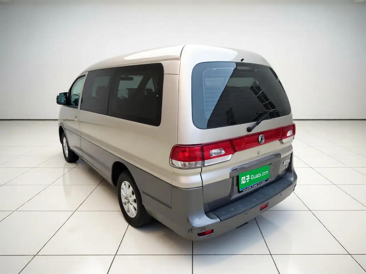 FORTHING Lingzhi 2016 M3L 1.6L 7-Seater Luxury Model — миниатюра 4