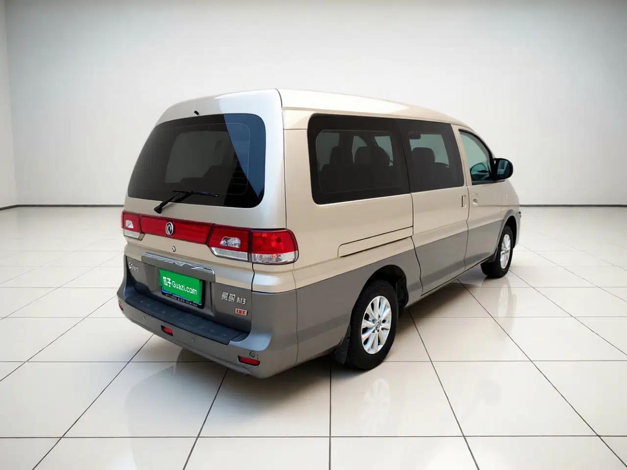FORTHING Lingzhi 2016 M3L 1.6L 7-Seater Luxury Model — миниатюра 6