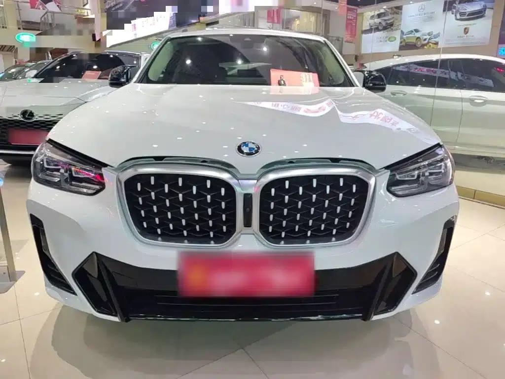 2022 BMW X4 xDrive 30i M Sport Package — миниатюра 3
