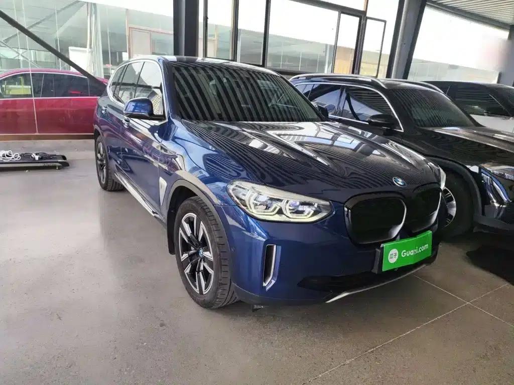 BMW iX3 2021 Facelift Leading Edition — миниатюра 22