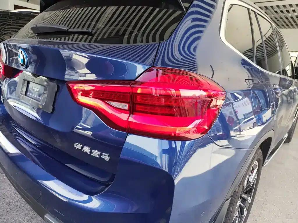 BMW iX3 2021 Facelift Leading Edition — миниатюра 24