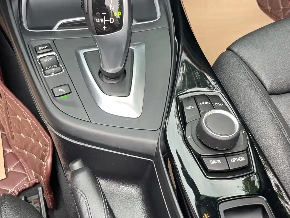 2018 BMW 2 Series (Imported) 220i Convertible Coupe Sport Design Package — миниатюра 9