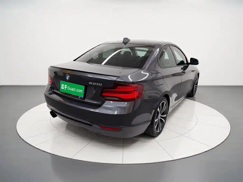 2019 BMW 2 Series Imported Model 225i Sport Design Package — миниатюра 7