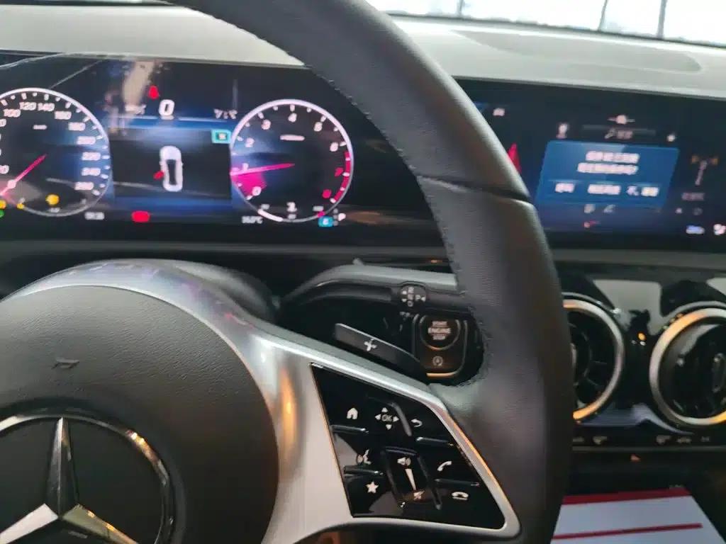 2024 Mercedes-Benz A-Class Facelift A 180 L — миниатюра 10