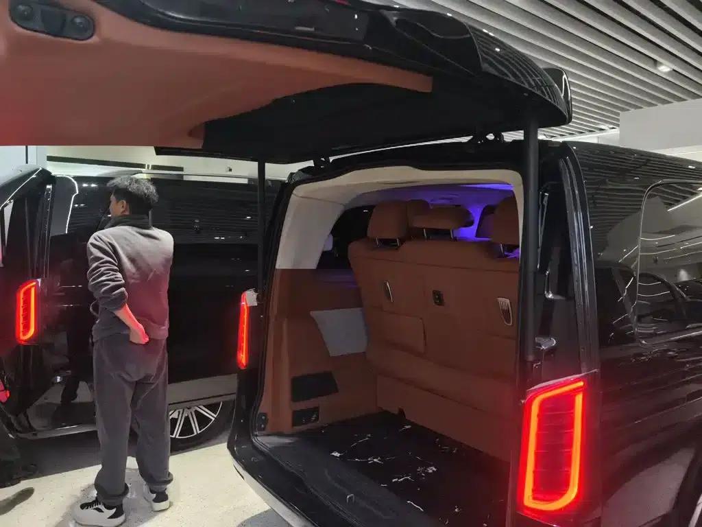 Vito 2021 2.0T Elite Edition 7-seater — миниатюра 19