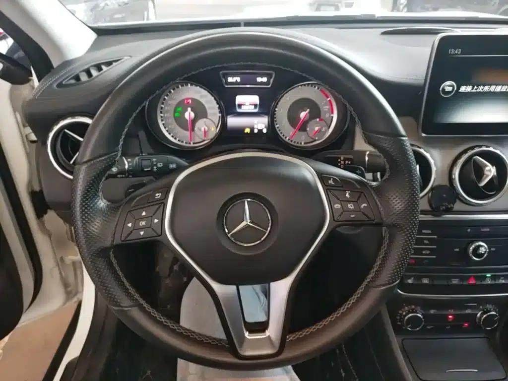 2016 Mercedes-Benz GLA 220 4MATIC Fashion Edition — миниатюра 11