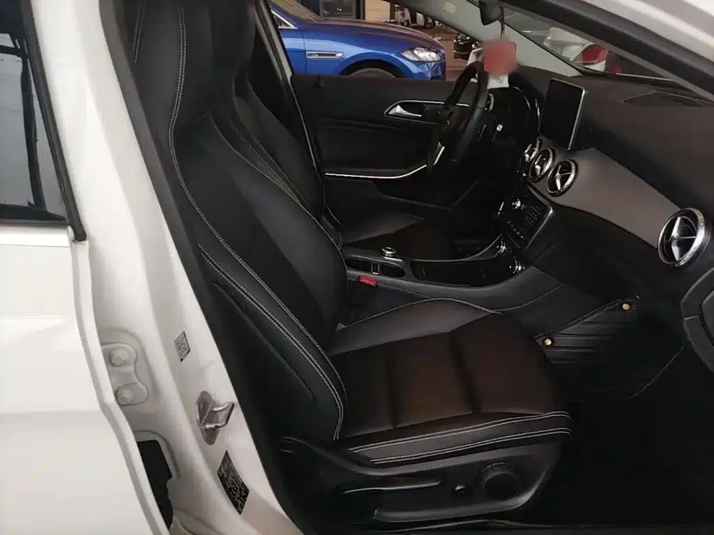 2016 Mercedes-Benz GLA 220 4MATIC Fashion Edition — миниатюра 25