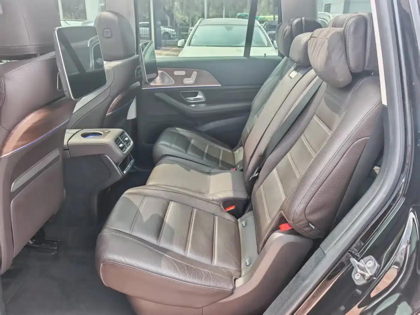 2021 Mercedes-Benz GLS 450 4MATIC Luxury — миниатюра 4